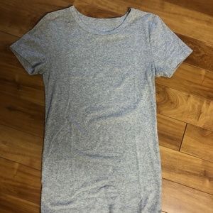 GAP Grey T-shirt (Size XS)
